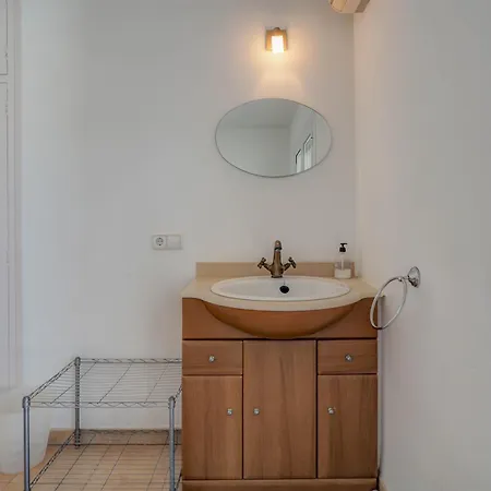 Apartman Arlene By Hello Homes