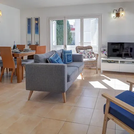 דירה Arlene By Hello Homes *